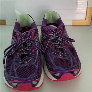 Brooks Ravenna Running Shoes